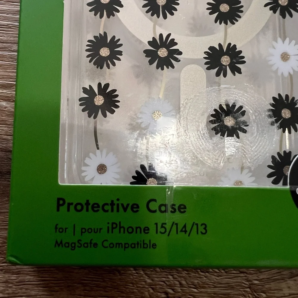 KATE SPADE Iphone 15/14/13 Protective Case NIB DAMAGED BOX